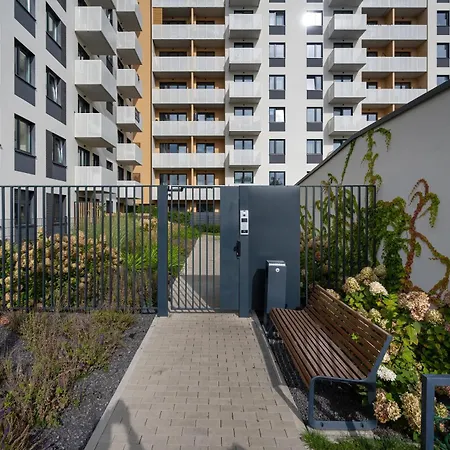 Miedziana Stylish & Cosy With Balcony By Renters Wrocław