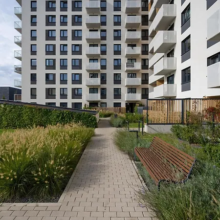 Miedziana Stylish & Cosy With Balcony By Renters Lägenhet