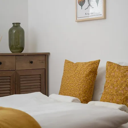 Appartamento Miedziana Stylish & Cosy With Balcony By Renters *